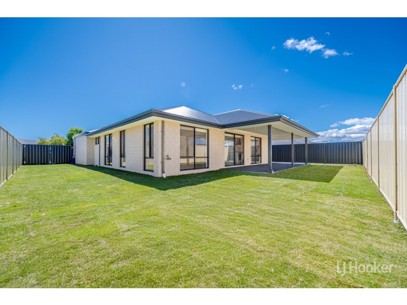 23 Waterview Way, Singleton WA 6175