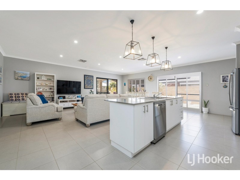 7 Boxgum Link, Wannanup WA 6210