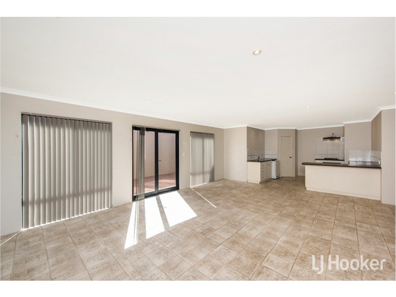 1/69 Westview Parade, Wannanup WA 6210