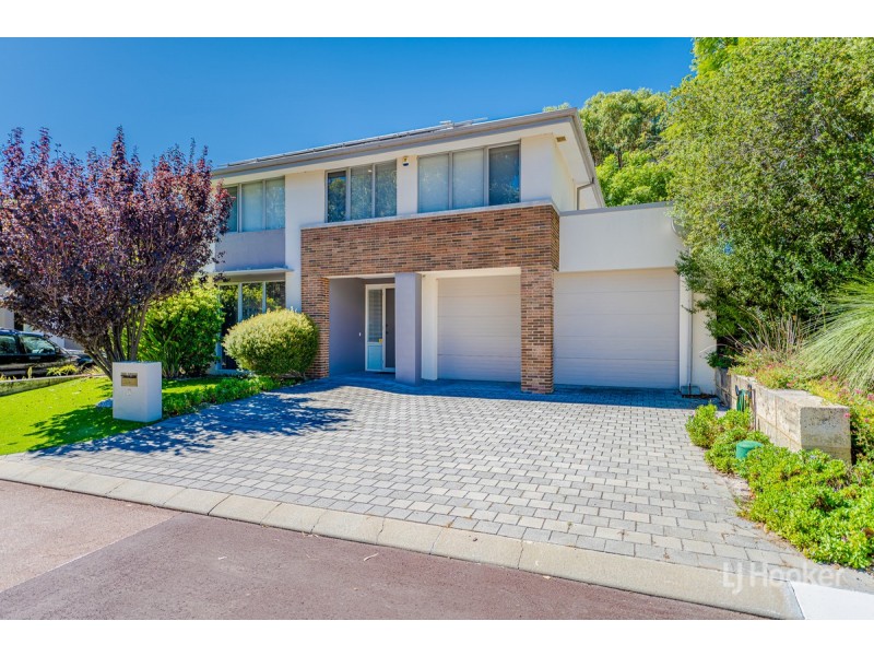 3 Oregon Court, Meadow Springs WA 6210