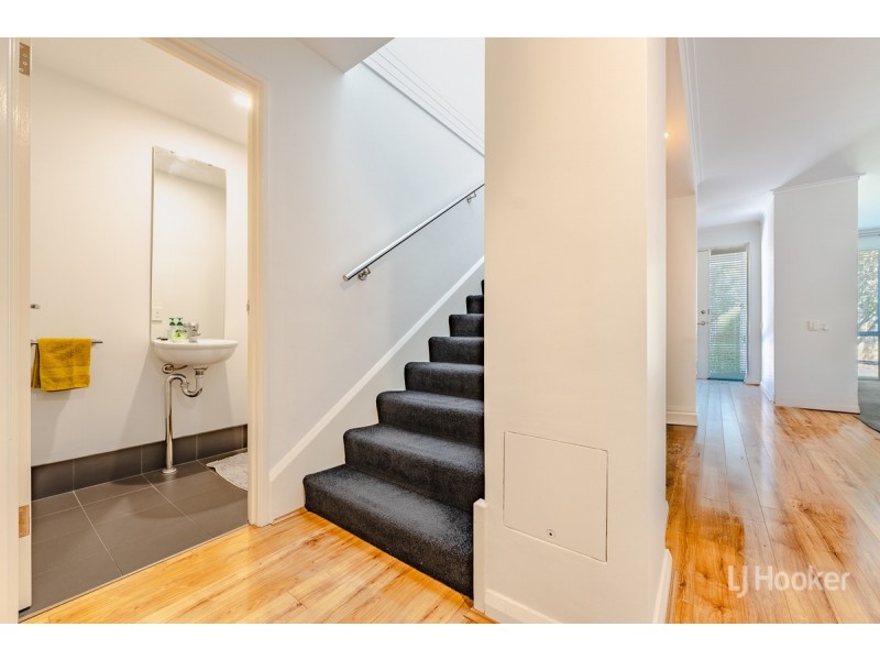 3 Oregon Court, Meadow Springs WA 6210