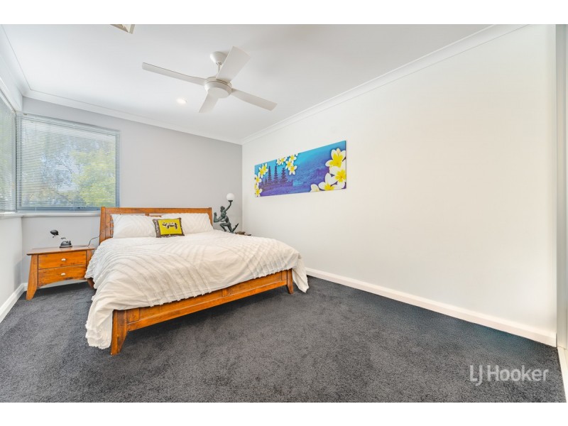 3 Oregon Court, Meadow Springs WA 6210