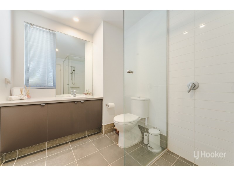 3 Oregon Court, Meadow Springs WA 6210