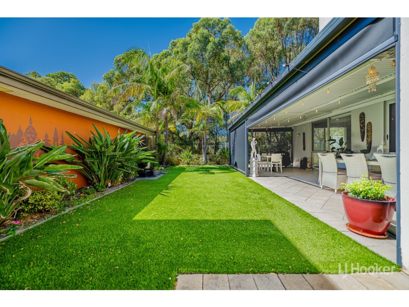 3 Oregon Court, Meadow Springs WA 6210