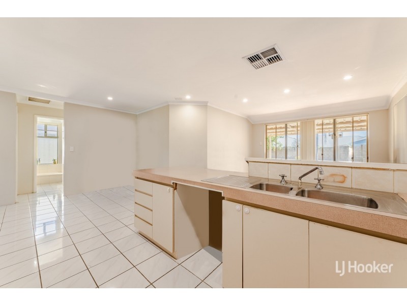 5 Grampian Court, Cooloongup WA 6168