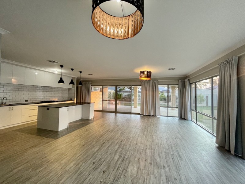 13 Sunset Circle, Pinjarra WA 6208