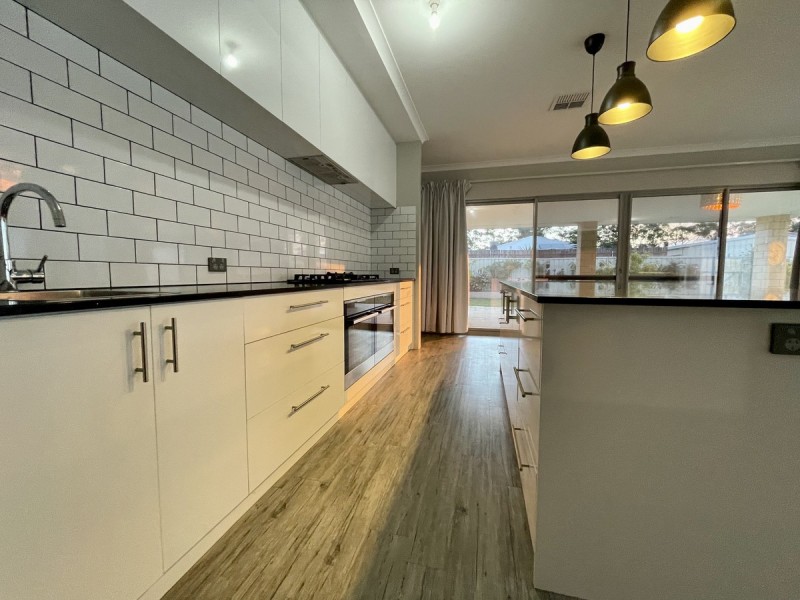 13 Sunset Circle, Pinjarra WA 6208