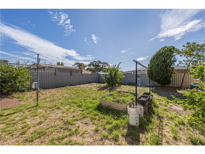 2/63 Coolibah Avenue, Dudley Park WA 6210