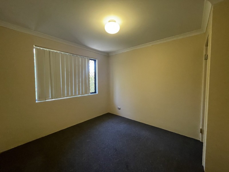 11 Golden Grove, Coodanup WA 6210
