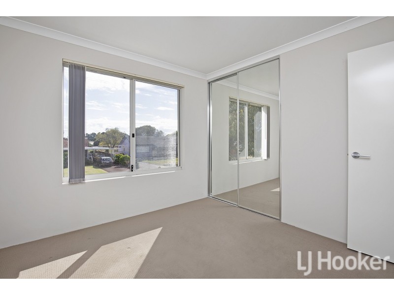 1/11 Eacott Street, Mandurah WA 6210