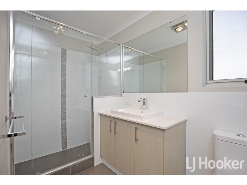 1/11 Eacott Street, Mandurah WA 6210