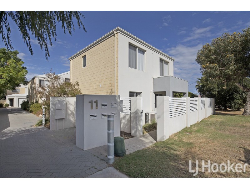1/11 Eacott Street, Mandurah WA 6210
