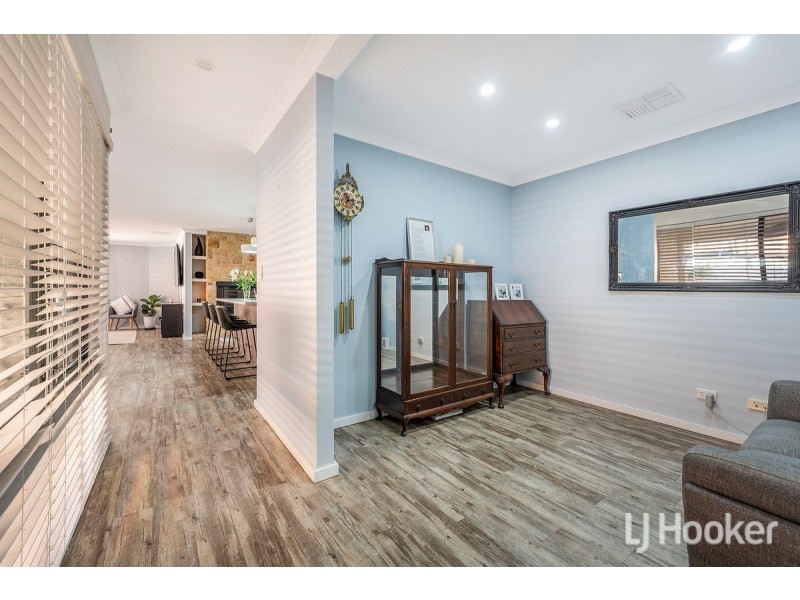 13 Possum Drive, Wannanup WA 6210