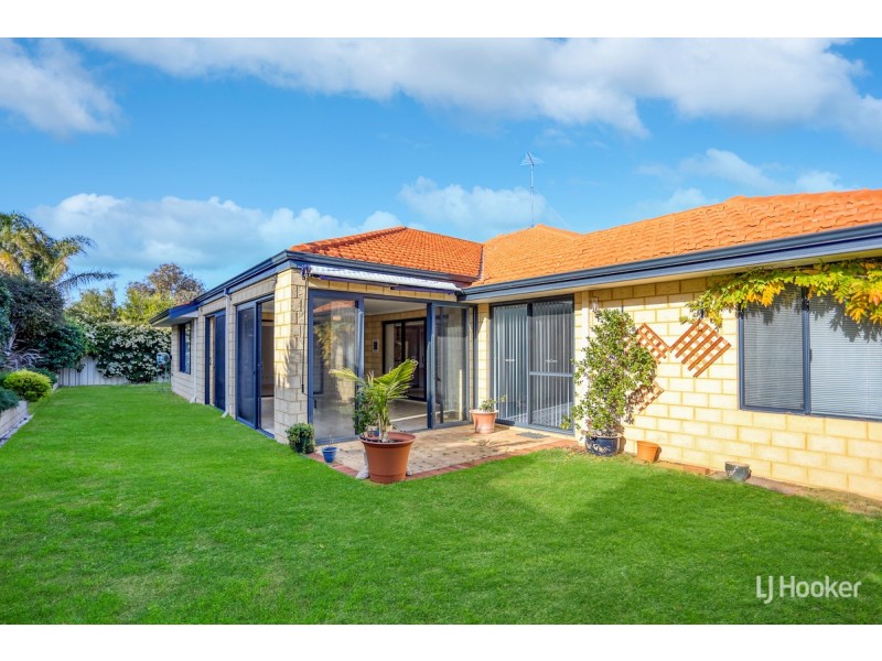 11 Premier Street, Dudley Park WA 6210