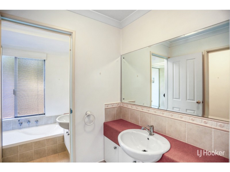 11 Premier Street, Dudley Park WA 6210