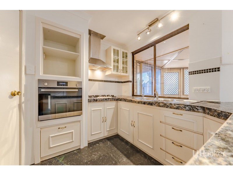 17B Dior Place, Greenfields WA 6210