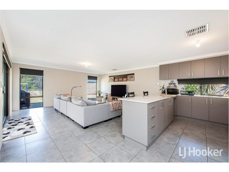 28 Lakeway Retreat, Dawesville WA 6211