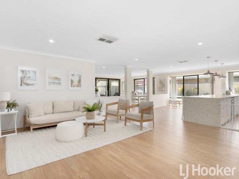 99 Pebble Beach Boulevard, Meadow Springs WA 6210