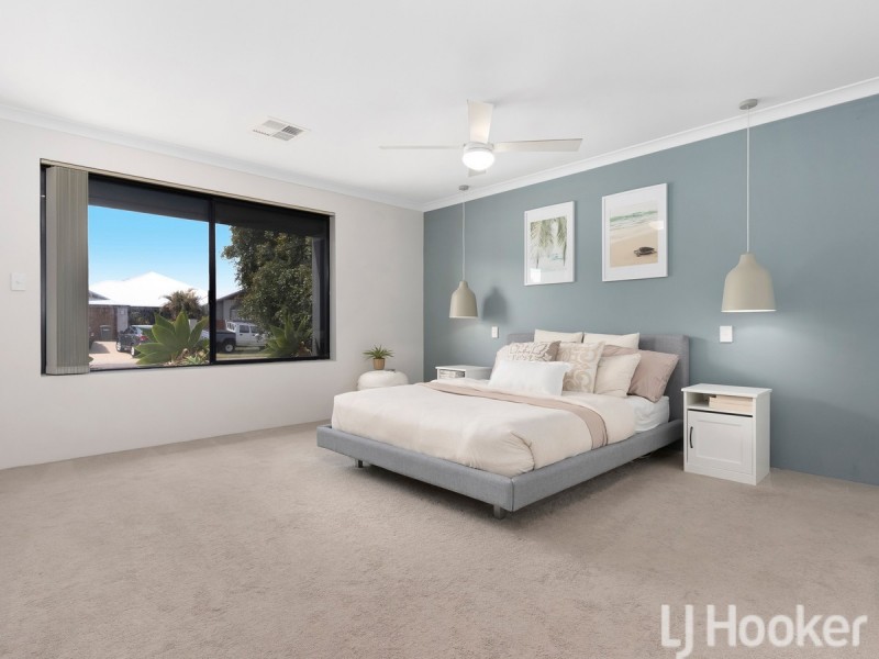 99 Pebble Beach Boulevard, Meadow Springs WA 6210