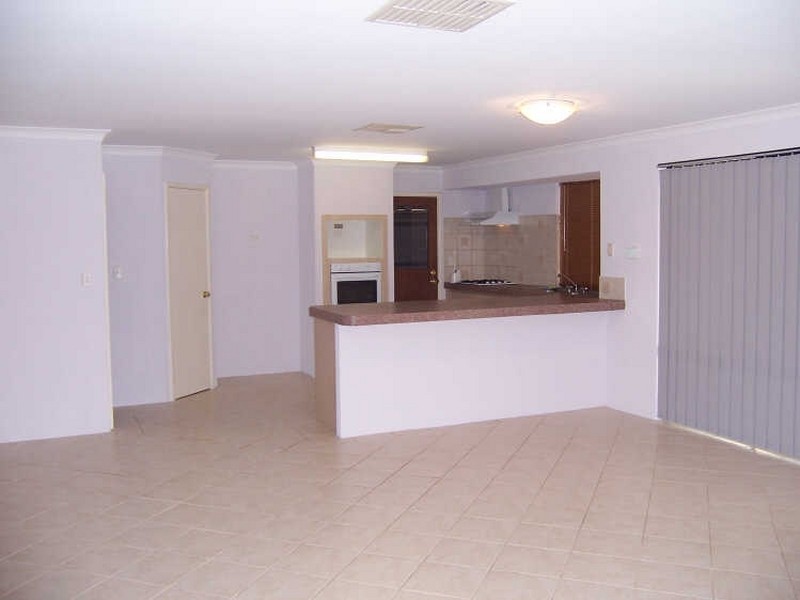 44 Reynolds Avenue, Greenfields WA 6210