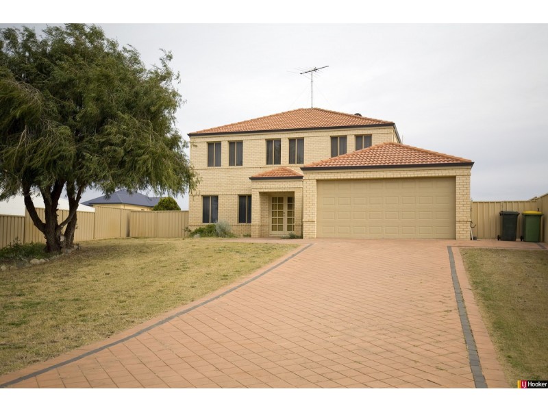 13 Gilmore Street, Madora Bay WA 6210