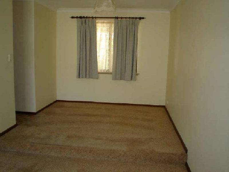 37 Glencoe Parade, Halls Head WA 6210