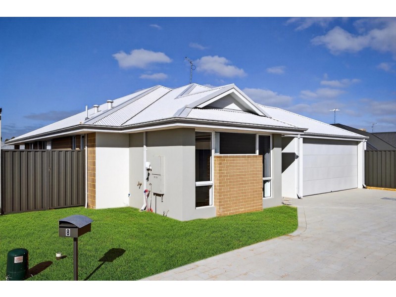 8 Mast Close, Dudley Park WA 6210