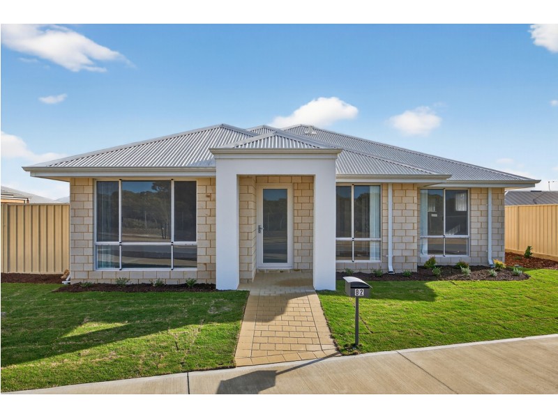 82 Dandaragan Drive, Dawesville WA 6211