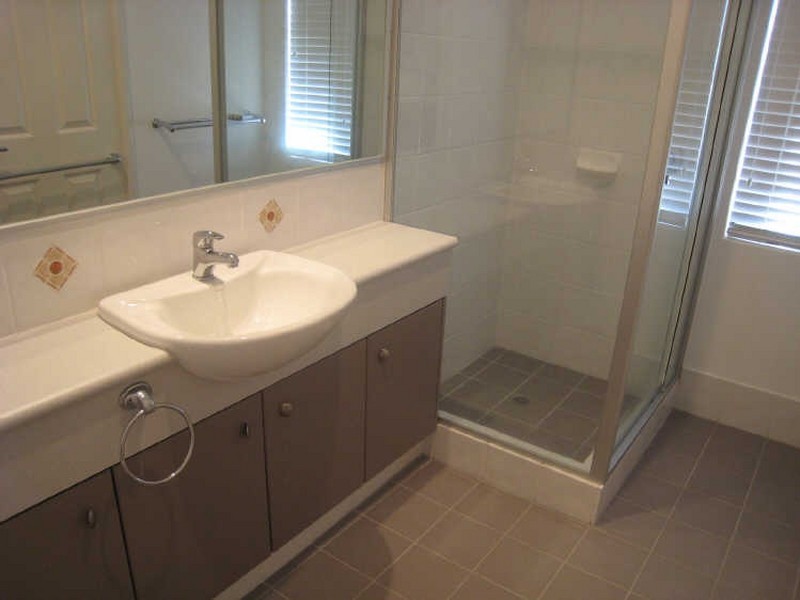 18/6 Valley Road, Halls Head WA 6210