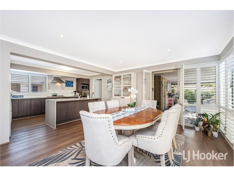 70 Leisure Way, Halls Head WA 6210