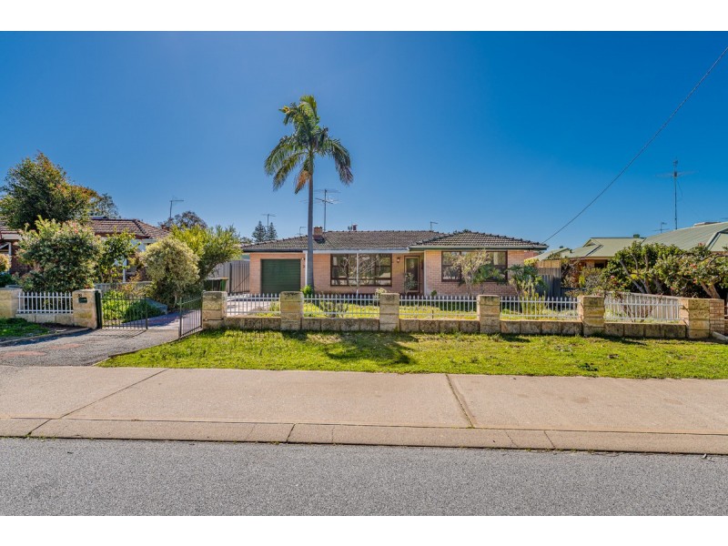 38 Churchill Avenue, Dudley Park WA 6210