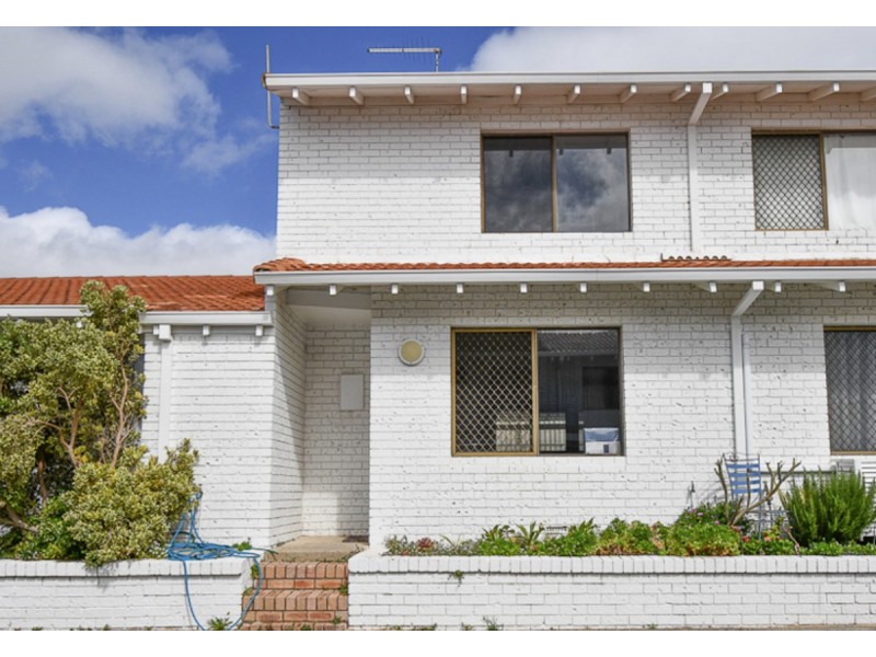 6/35B Halls Head Parade, Halls Head WA 6210
