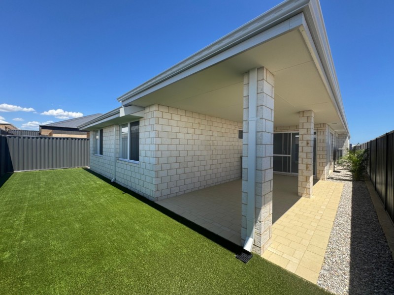 6 Segundo Street, Madora Bay WA 6210