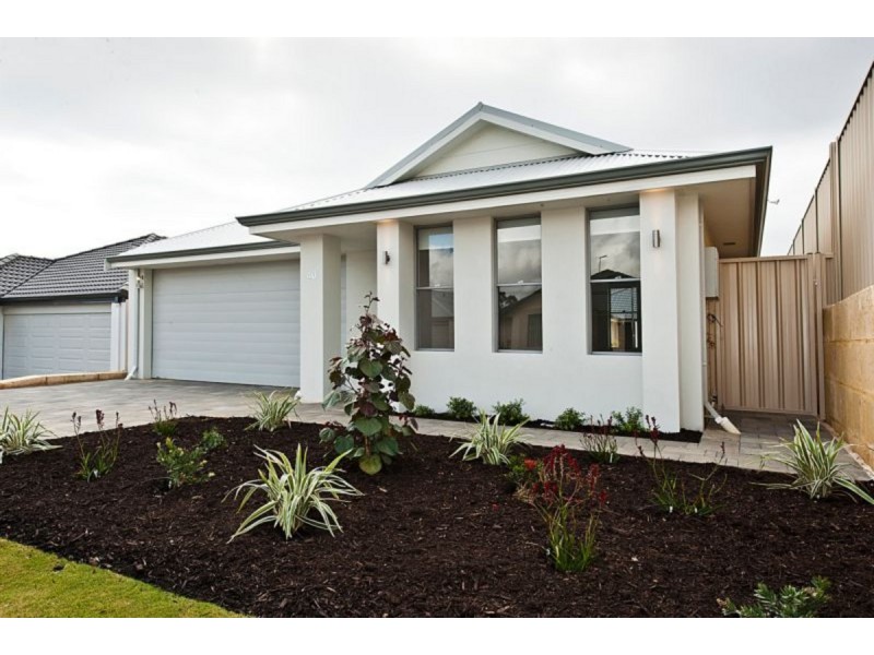 40 Broadmoor Loop, Meadow Springs WA 6210