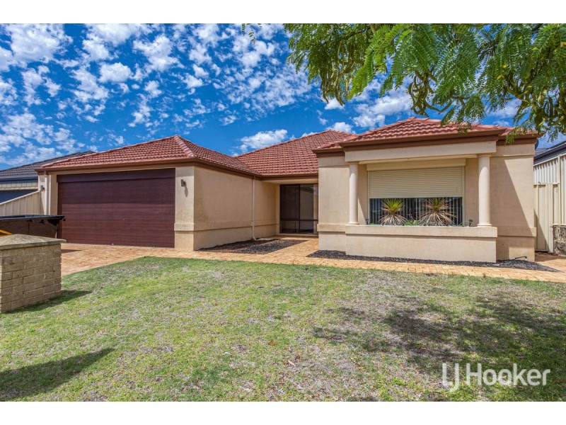 6 Lismore Ridge, Lakelands WA 6180