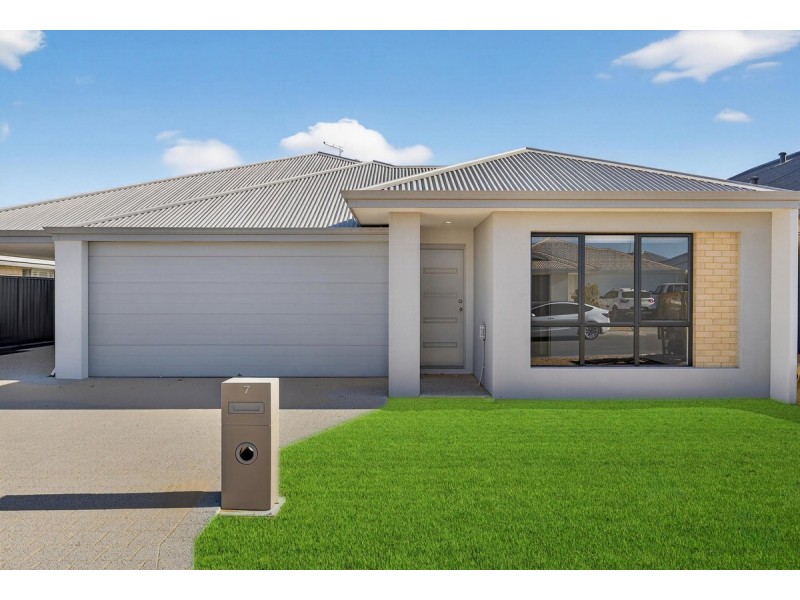 7A Pinarello Street, Madora Bay WA 6210