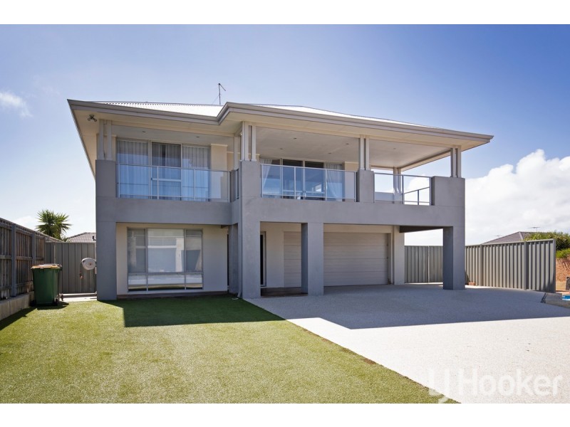 22 Sugarwood Terrace, Halls Head WA 6210