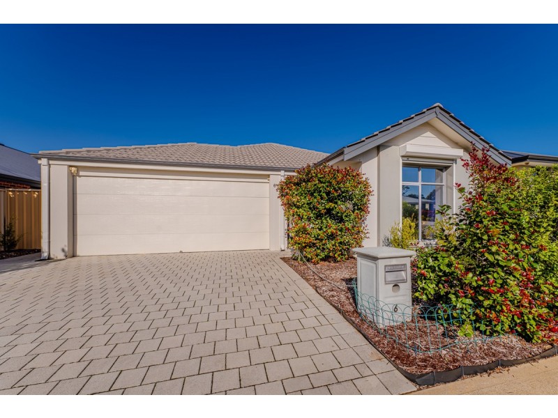 6 Worlington Loop, Meadow Springs WA 6210