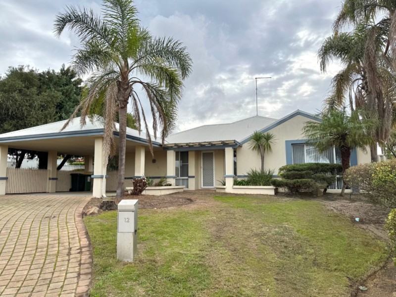 12 Amulla Court, Halls Head WA 6210