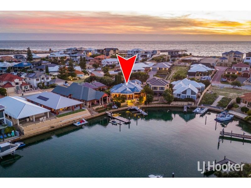 37 Abrolhos Quays, Wannanup WA 6210