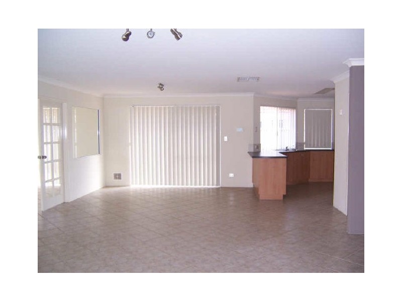 7 Chyverton Corner, Erskine WA 6210