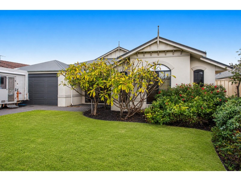 29 Lismore Ridge, Lakelands WA 6180