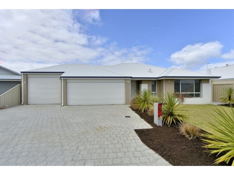 24 Bertha Loop, Dudley Park WA 6210