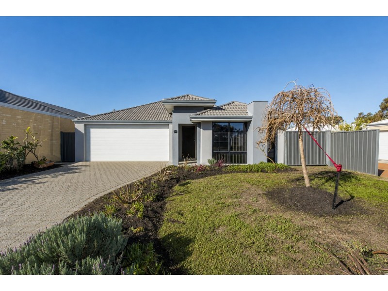 11 Sparrowhawk Way, Erskine WA 6210