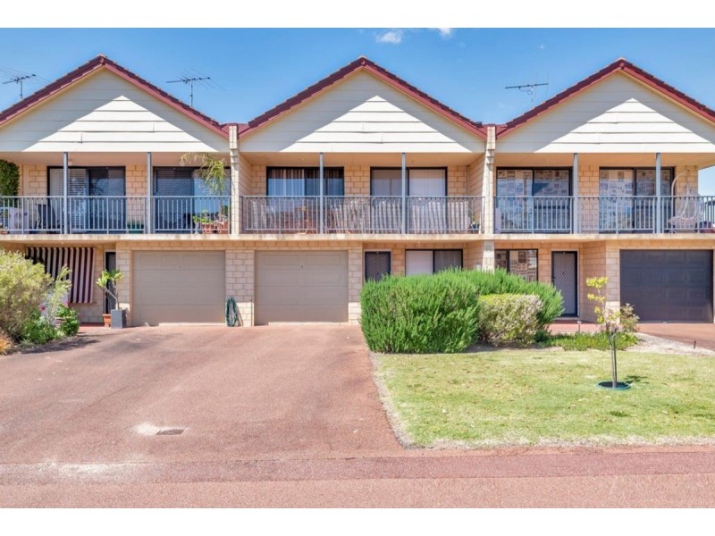 6/70 Waldron Boulevard, Greenfields WA 6210