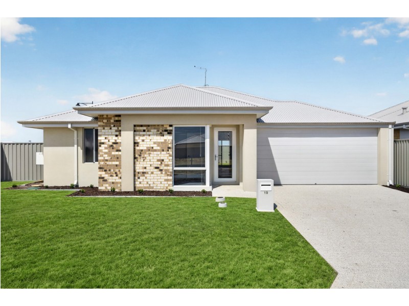 19 Rosewood Avenue, South Yunderup WA 6208