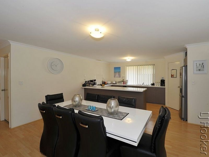 25 Nankeen Approach, Dudley Park WA 6210