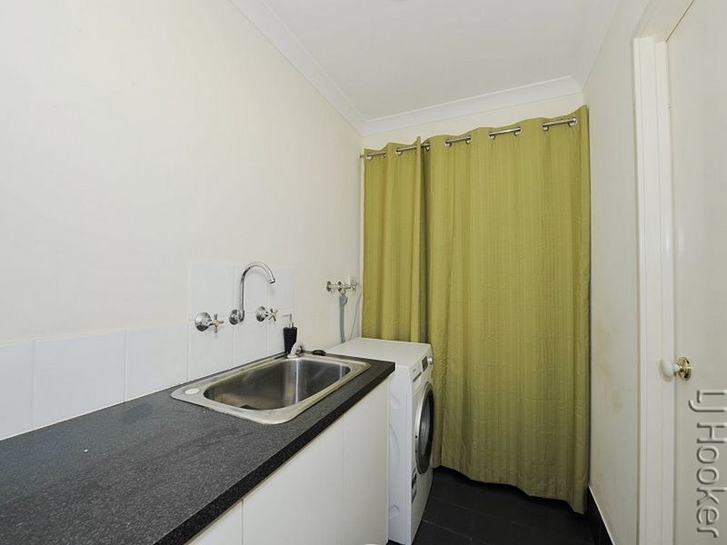 25 Nankeen Approach, Dudley Park WA 6210