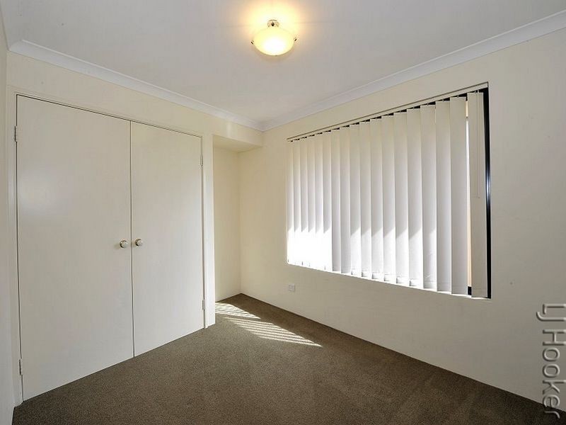 25 Nankeen Approach, Dudley Park WA 6210