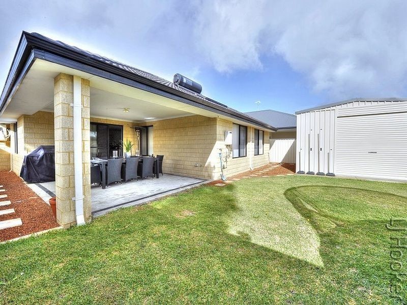 25 Nankeen Approach, Dudley Park WA 6210